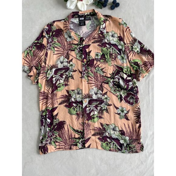 Star Wars Mens XL Hawaiian Shirt Grogu Baby Yoda Floral Print Peach & Green - Picture 1 of 8